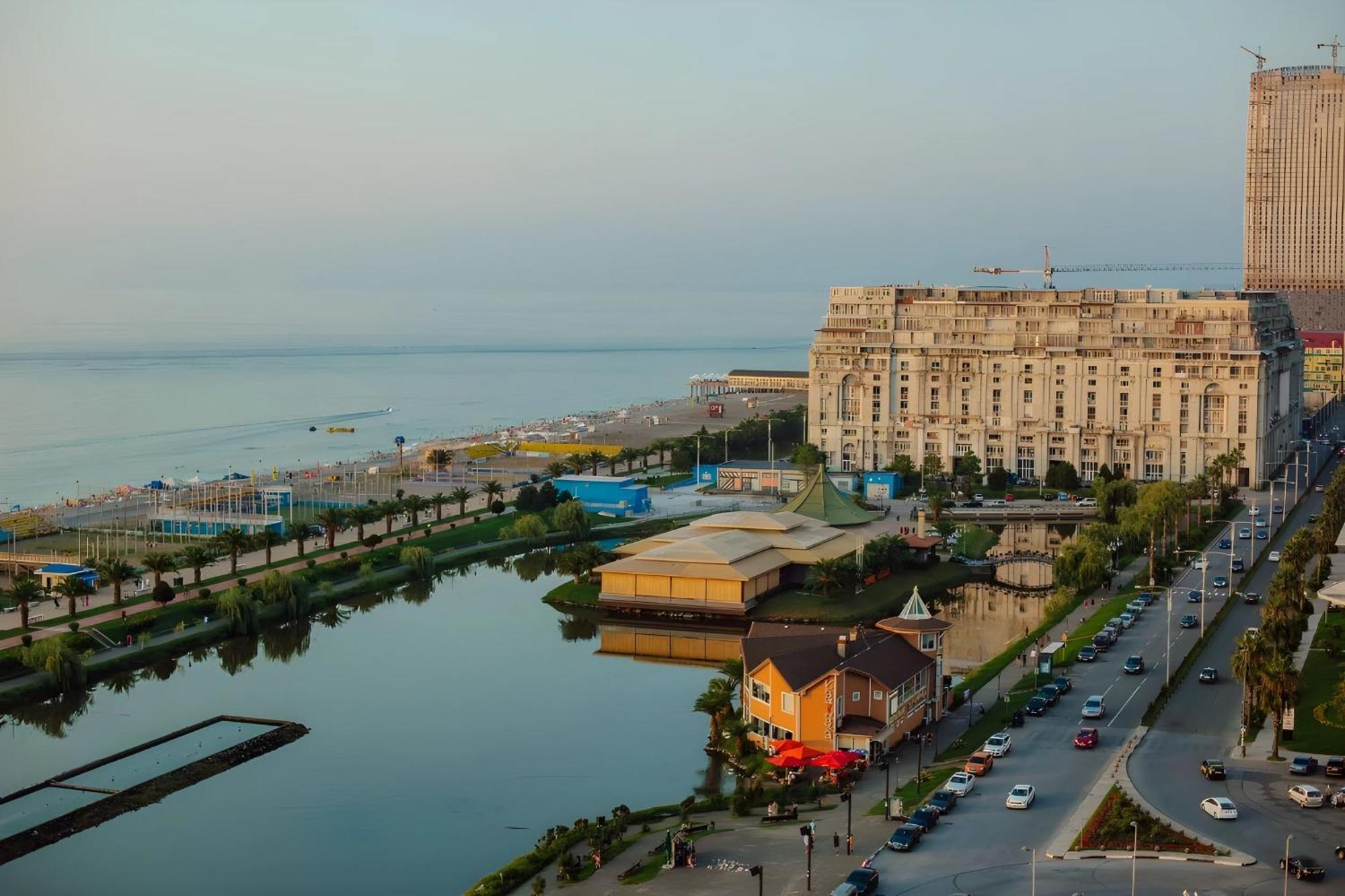 View From Above Orbi City Daire Batum Dış mekan fotoğraf
